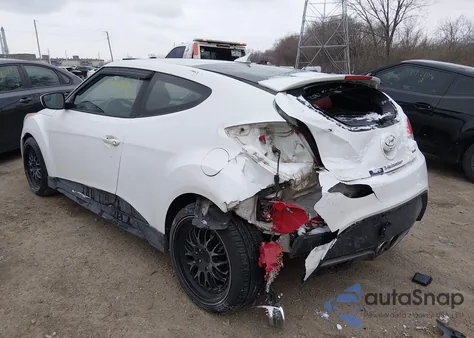 2016 Hyundai Veloster Turbo R-Spec z USA, uszkodzony, nr VIN KMHTC6AE4GU266699